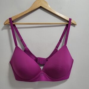 Maidenform T-shirt Bra Fuscia Size 40D